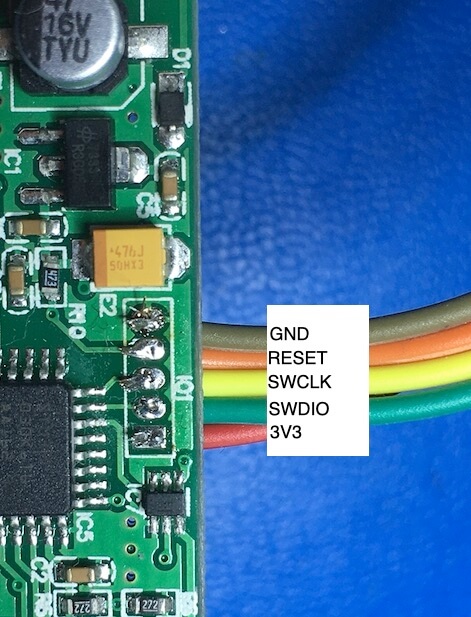 This image depicts which pin carries which signal. If you can, use the same color of wires, that will make it easier in the future 😉
