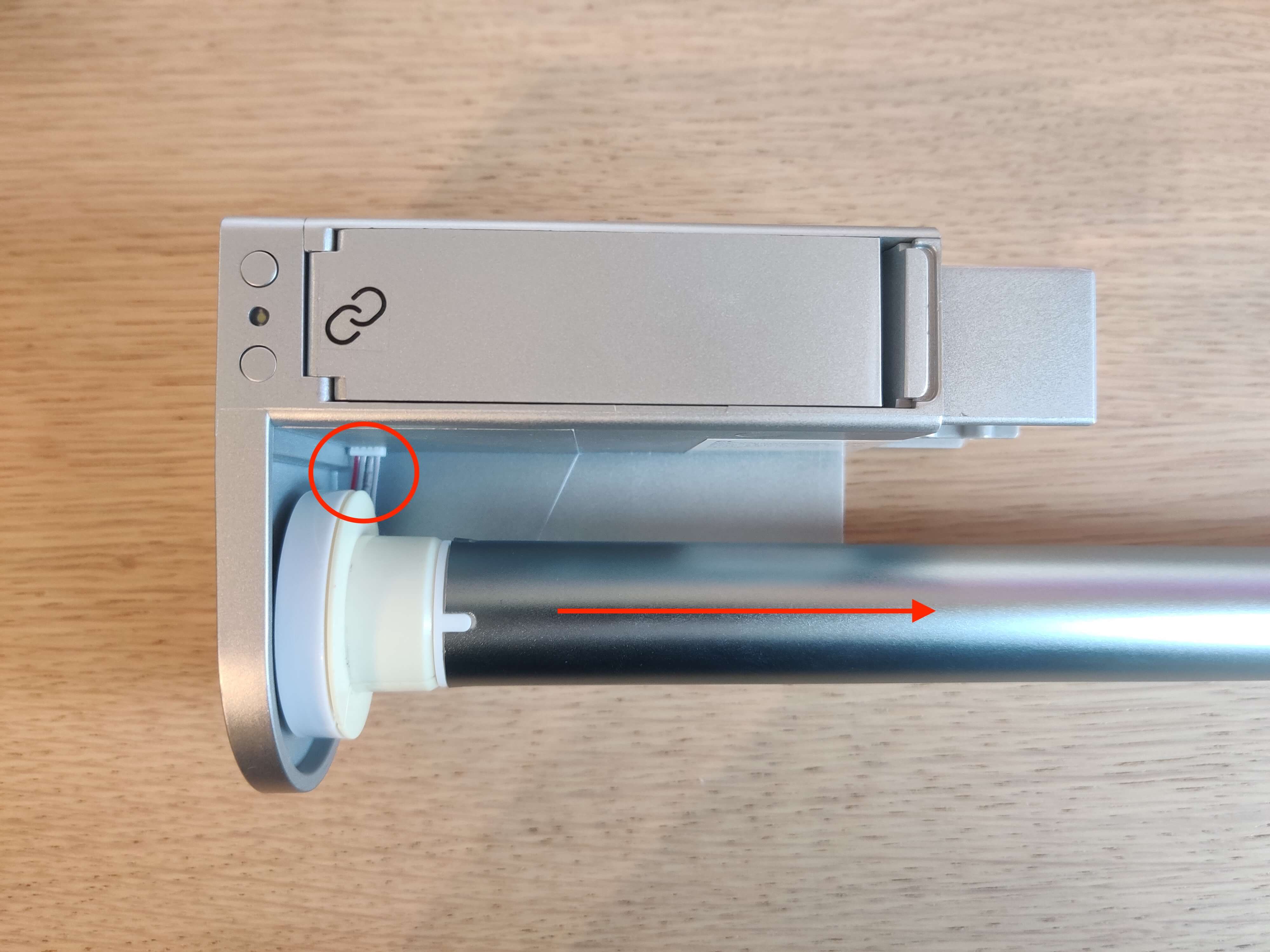 Be very wary of the small cable! It’s crucial and quite fragile!
